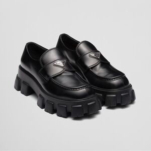 Monolith brushed leather loafers 👞